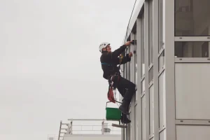 Difference Between Fall Prevention & Fall Protection